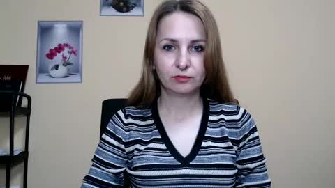 Snapshot of ruthpark chatting on 05-19-26, 06:42 Ruth online show from 05-19-26, 06:42