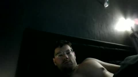 Snapshot of rvw92 chatting on 09-13-25, 05:18 rvw92 online show from 09-13-25, 05:18