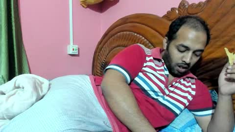 rwb17 online show from 12-17-25, 09:37