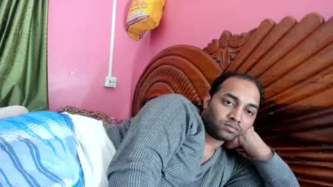 Snapshot of rwb17 chatting on 02-03-26, 04:12 rwb17 online show from 02-03-26, 04:12