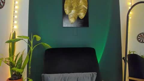 Snapshot of ryan_doyle chatting on 09-17-25, 01:18 Ryan independent model online show from 09-17-25, 01:18