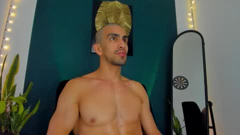 Snapshot of ryan_doyle chatting on 09-27-25, 09:20 Ryan independent model online show from 09-27-25, 09:20