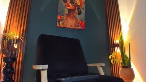 Snapshot of ryan_doyle chatting on 10-23-25, 12:59 Ryan independent model online show from 10-23-25, 12:59