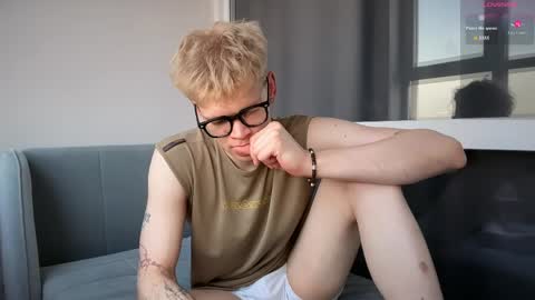 Snapshot of ryan_jeh chatting on 05-19-26, 02:12 Kevin online show from 05-19-26, 02:12