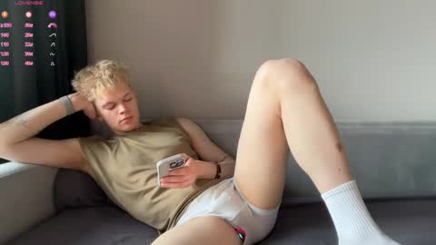 Snapshot of ryan_jeh chatting on 05-27-26, 12:57 Kevin online show from 05-27-26, 12:57