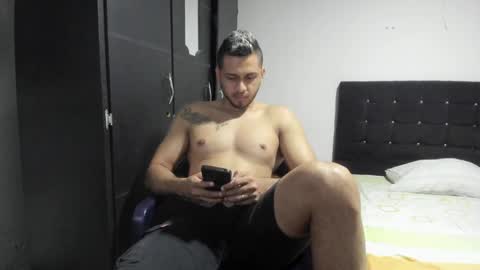 ryan_xc1 online show from 09-10-25, 02:22