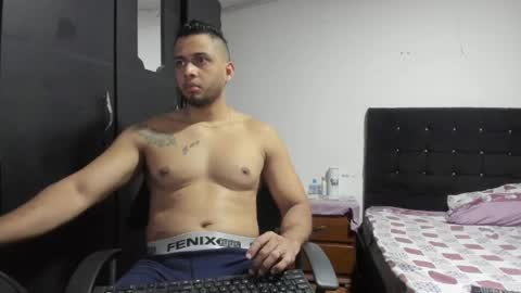 ryan_xc1 online show from 05-03-26, 03:23