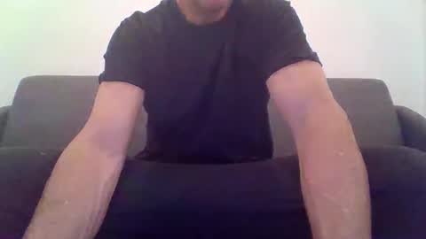 Snapshot of ryand066 chatting on 03-31-26, 02:46 ryand066 online show from 03-31-26, 02:46