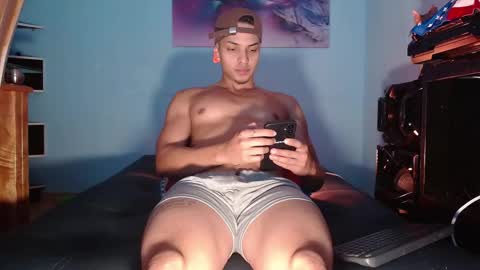 Snapshot of ryangreys01 chatting on 02-06-26, 03:26 Ryan online show from 02-06-26, 03:26