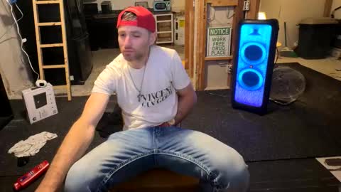 Ryan Jizz online show from 10-28-25, 02:59