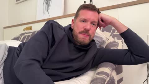 ryanlanders online show from 01-26-25, 12:26