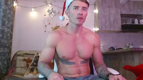 Snapshot of ryann_blue_ chatting on 12-24-24, 09:22 Ryan Blue ig ryannblue online show from 12-24-24, 09:22