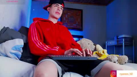 Ryannhill  online show from 04-01-26, 11:00