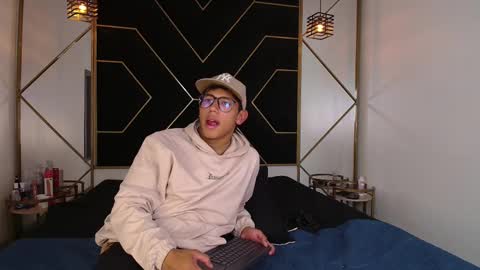 RyanPricee online show from 10-22-25, 04:24