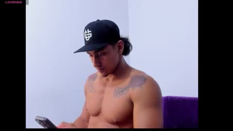 ryanwhite3 online show from 10-25-25, 12:51