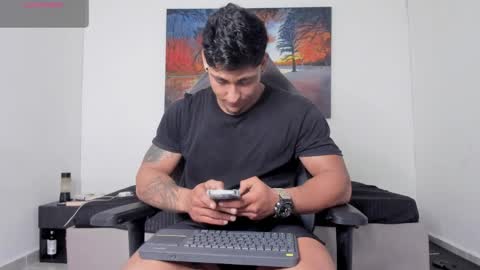 ryanwhite3 online show from 04-01-26, 12:55