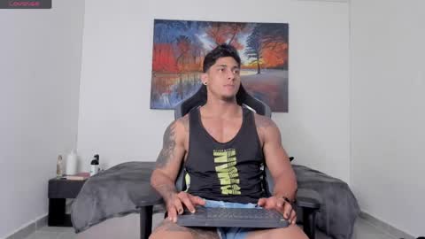 Snapshot of ryanwhite3 chatting on 05-07-26, 10:48 ryanwhite3 online show from 05-07-26, 10:48