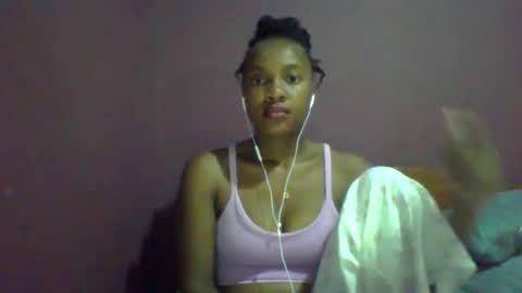 Snapshot of rycie chatting on 10-27-25, 04:38 Rycie online show from 10-27-25, 04:38