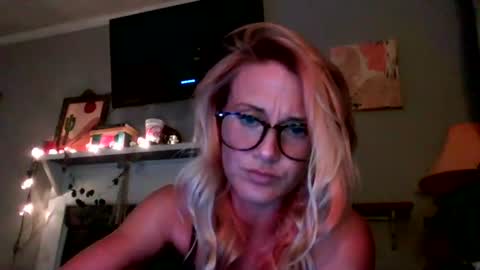 Snapshot of rydercox91 chatting on 06-25-26, 10:09 Ryder online show from 06-25-26, 10:09