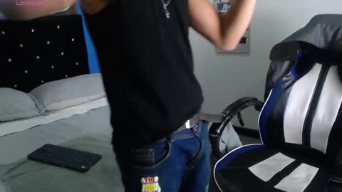 Snapshot of ryderdark chatting on 10-28-25, 12:19 RyderDark online show from 10-28-25, 12:19