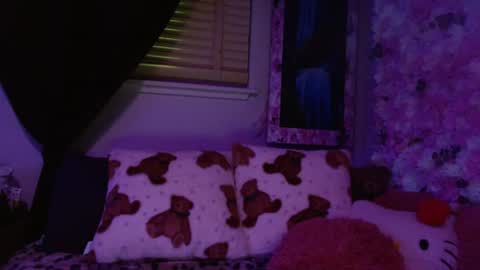 Snapshot of ryeanne25 chatting on 07-06-26, 07:16 ryeanne25 online show from 07-06-26, 07:16