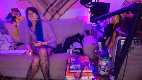 Ryn Michele online show from 10-30-25, 05:09