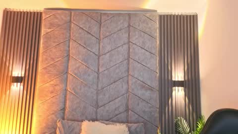 Snapshot of rynka__ chatting on 12-21-25, 03:46 rynka online show from 12-21-25, 03:46