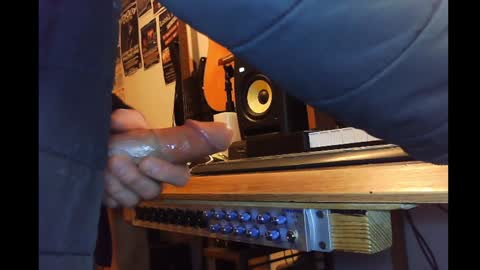 rynoxox online show from 12-31-24, 08:26