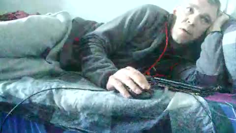 Snapshot of rytas02 chatting on 03-04-25, 12:55 arte online show from 03-04-25, 12:55