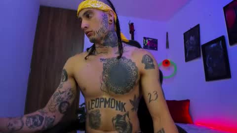 leopmonk help me reach 100 thumbs up online show from 02-22-25, 12:29