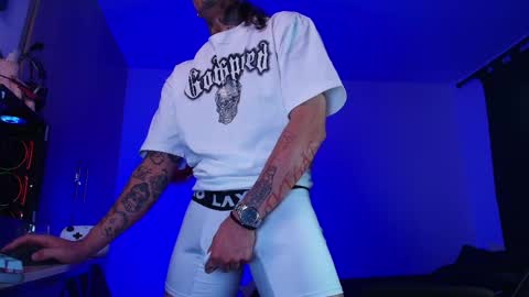 leopmonk help me reach 100 thumbs up online show from 04-22-26, 01:52