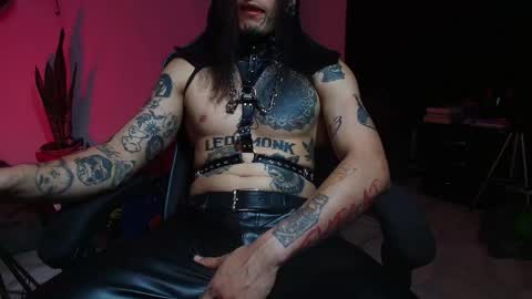 Snapshot of ryuk_it chatting on 05-24-26, 02:16 leopmonk help me reach 100 thumbs up online show from 05-24-26, 02:16