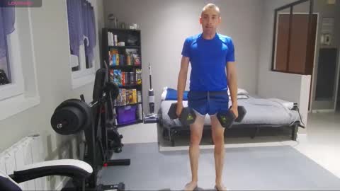 Snapshot of ryukukamifr chatting on 09-22-25, 08:05 Ryuk FR online show from 09-22-25, 08:05