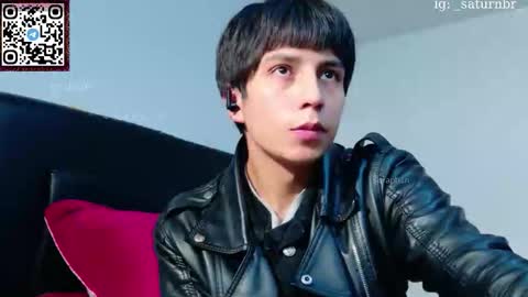 Snapshot of s_a_t_u_r_n chatting on 12-19-25, 08:21 ST online show from 12-19-25, 08:21