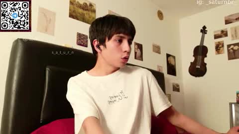 Snapshot of s_a_t_u_r_n chatting on 03-15-26, 01:44 ST online show from 03-15-26, 01:44