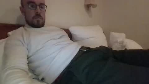 Snapshot of s_i_q chatting on 09-18-25, 07:16 s_i_q online show from 09-18-25, 07:16