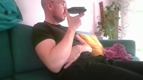 Snapshot of s_i_q chatting on 10-17-25, 01:03 s_i_q online show from 10-17-25, 01:03