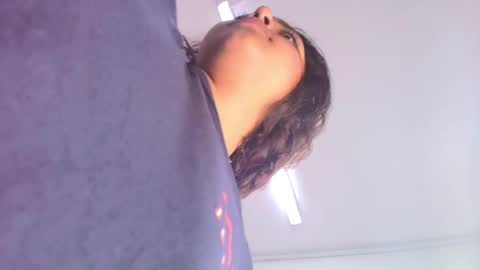 Snapshot of s_sofia_ chatting on 03-01-25, 07:15 s_sofia_ online show from 03-01-25, 07:15