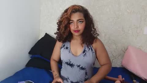 Snapshot of s_sofia_ chatting on 09-22-25, 07:27 s_sofia_ online show from 09-22-25, 07:27