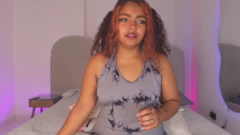 s_sofia_ online show from 01-08-26, 11:56