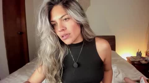 Leslie Beltrn online show from 12-19-25, 05:14