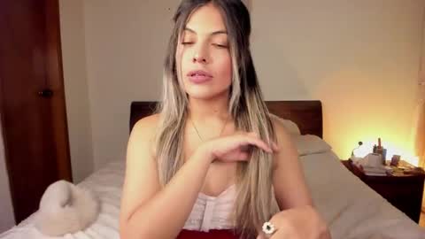 Leslie Beltrn online show from 06-09-26, 04:02
