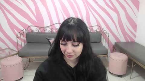 Sabrina online show from 12-18-25, 01:17