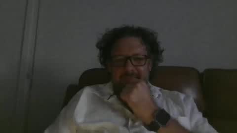 Snapshot of saacs chatting on 04-26-26, 01:31 Saacs online show from 04-26-26, 01:31