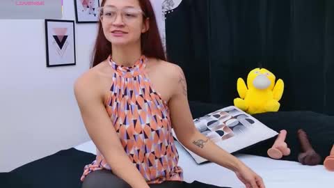 Saara Brown online show from 11-20-25, 12:16