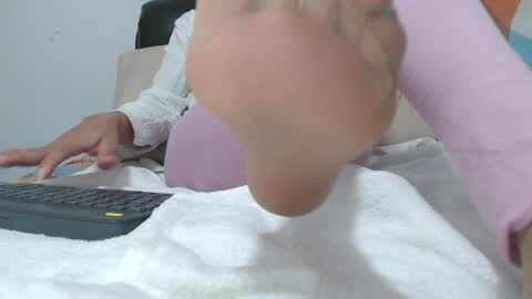 Snapshot of saaramiller_ chatting on 01-27-25, 07:24 saaramiller     online show from 01-27-25, 07:24