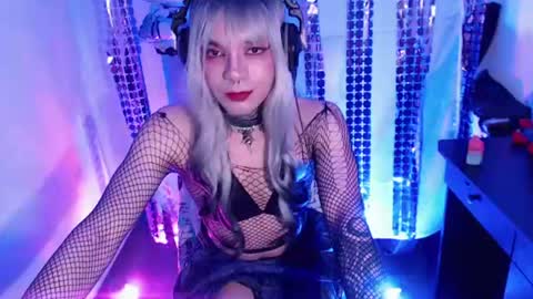 Isabella online show from 07-23-26, 01:58