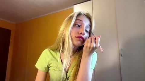 Sabina online show from 07-25-26, 04:04