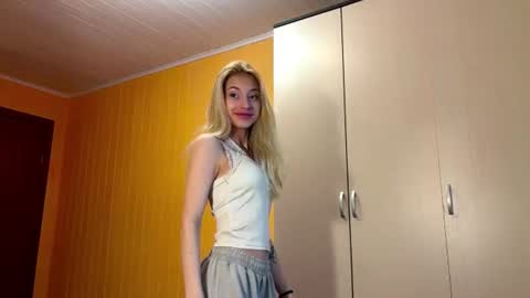 Sabina online show from 07-26-26, 04:14