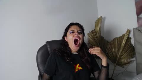 Snapshot of sabinamerchetti_ chatting on 02-03-26, 01:37 Sabina Merchetti online show from 02-03-26, 01:37